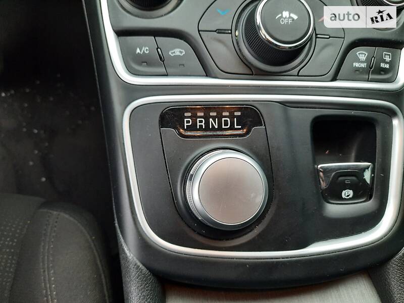 Седан Chrysler 200 2015 в Києві