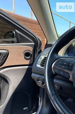 Седан Chrysler 200 2015 в 
