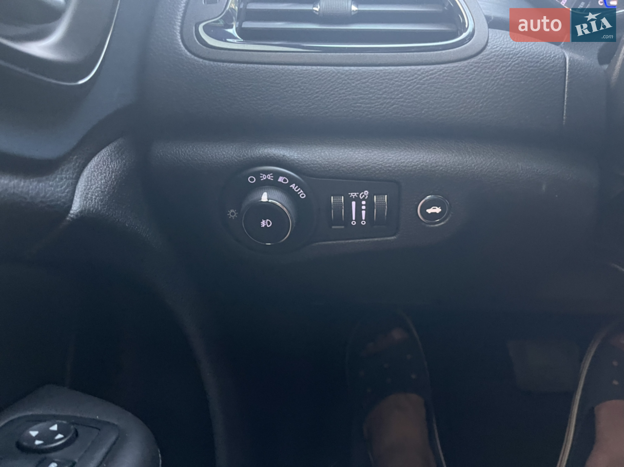 2014 Chrysler 200 - мініатюра 2