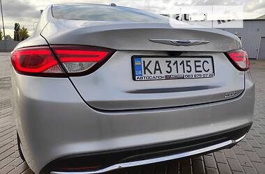 Седан Chrysler 200 2015 в Києві