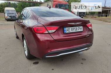 Седан Chrysler 200 2016 в Днепре