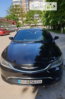 Седан Chrysler 200 2015 в Тернополі