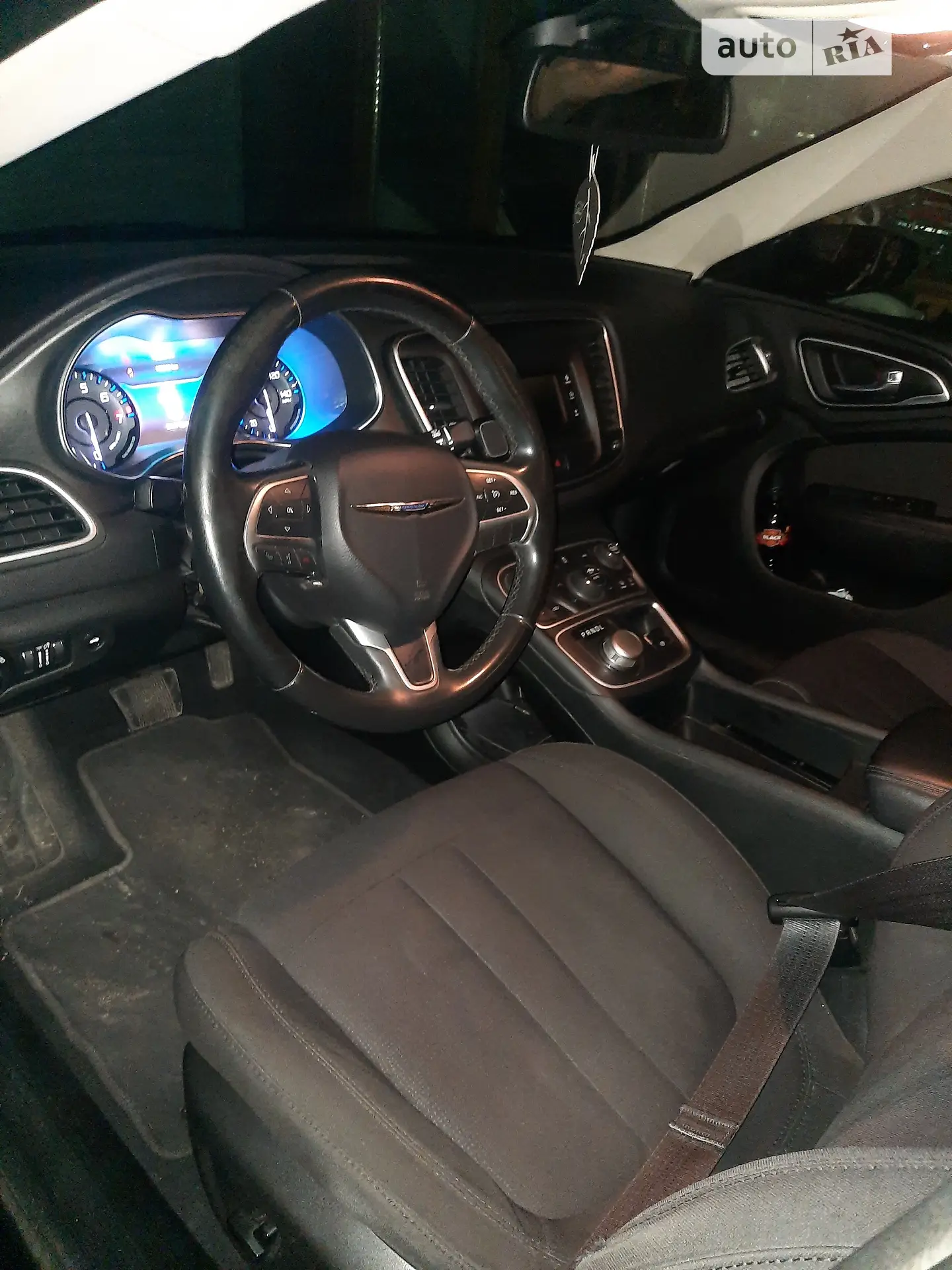 2014 Chrysler 200 - мініатюра 9