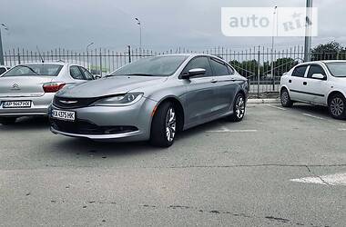 Седан Chrysler 200 2014 в Киеве