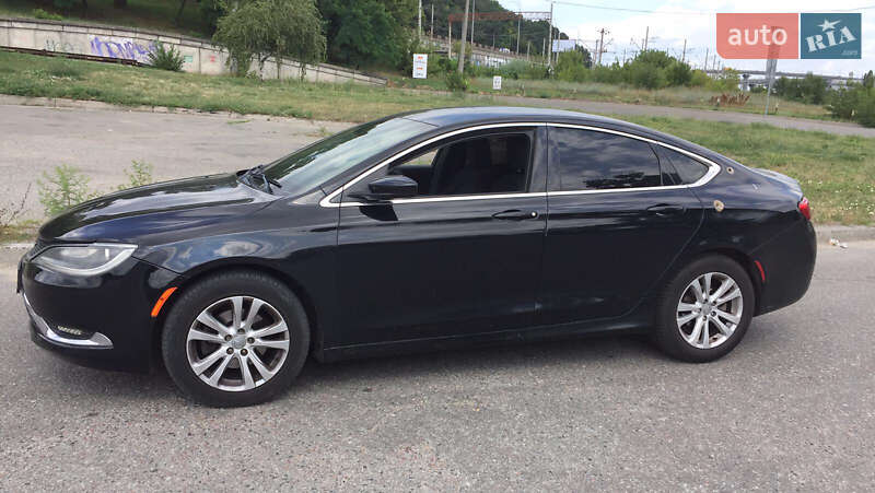 Седан Chrysler 200 2014 в Києві