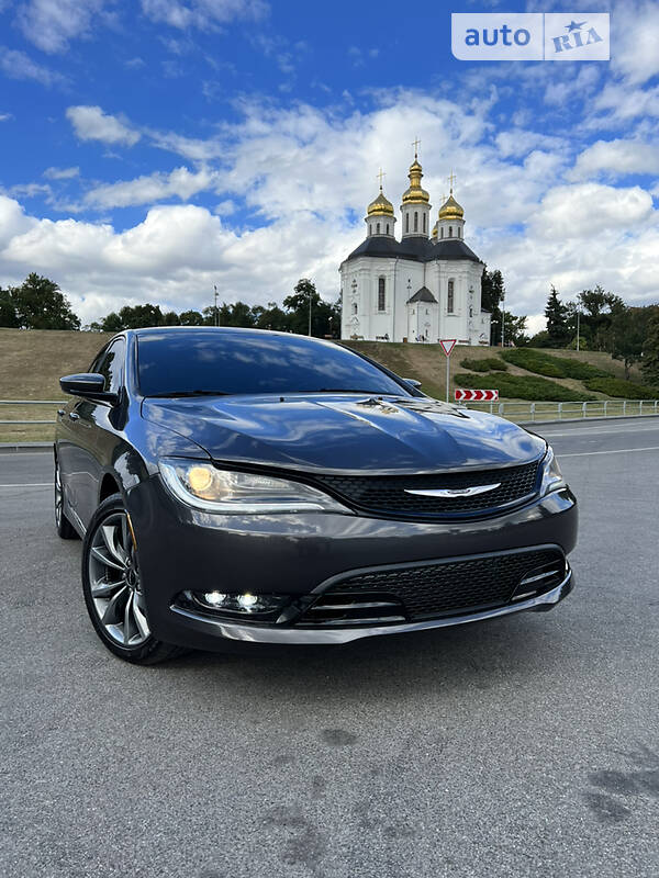Седан Chrysler 200 2016 в 