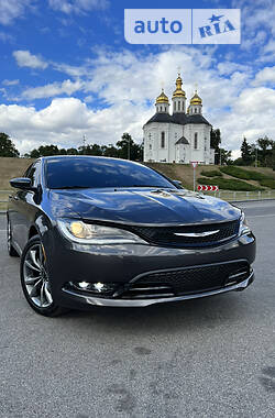 Седан Chrysler 200 2016 в 