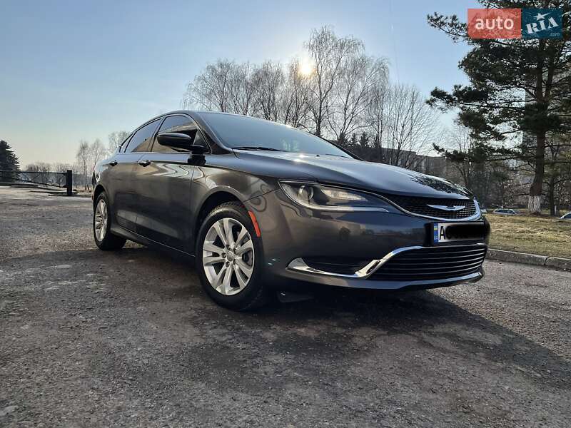 Седан Chrysler 200 2016 в Ковеле