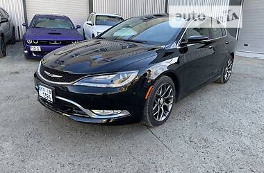 Седан Chrysler 200 2015 в 
