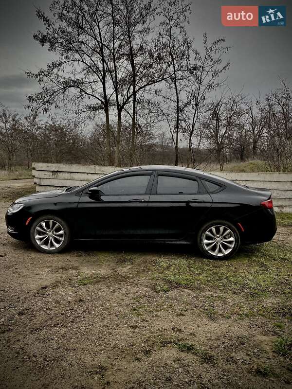 Chrysler 200 2015
