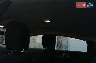 Седан Chrysler 200 2014 в Вышгороде