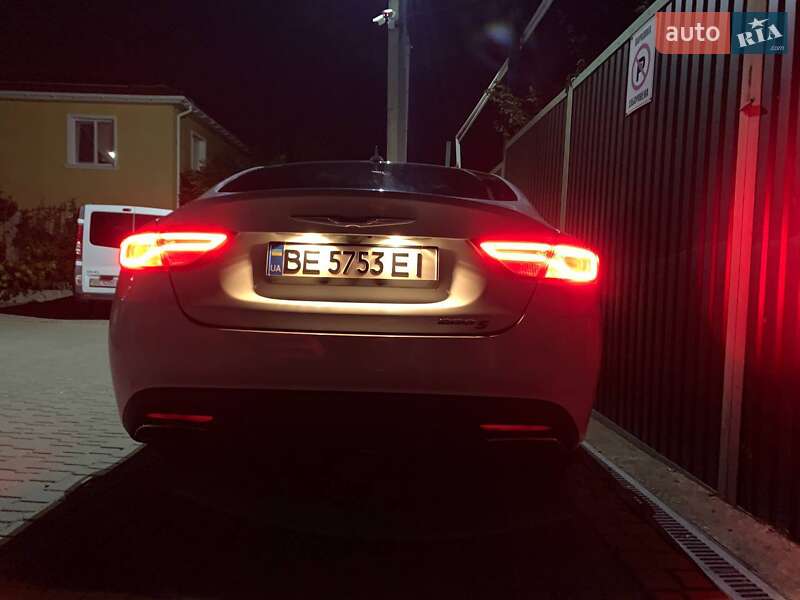 Седан Chrysler 200 2015 в Подільську