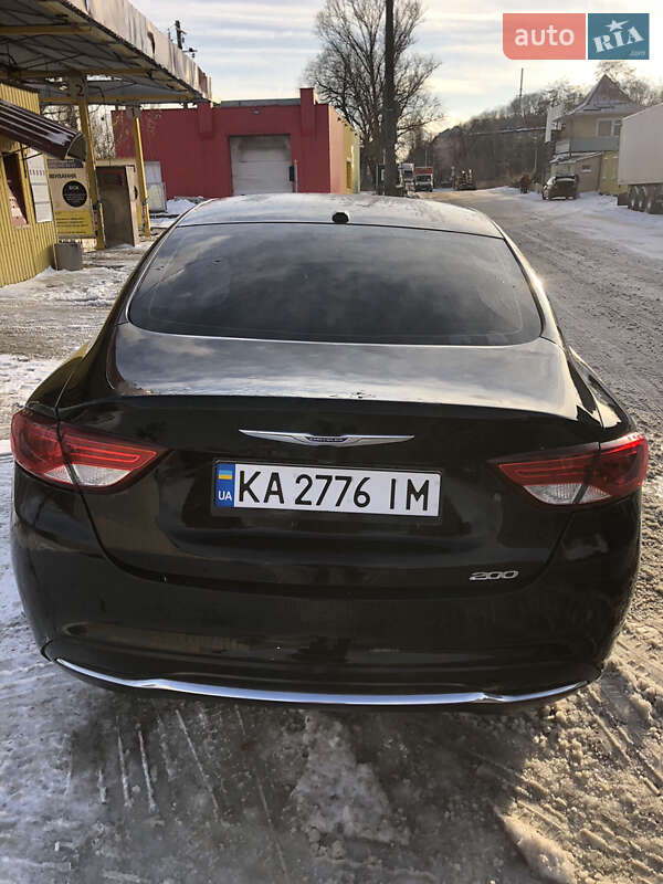 Седан Chrysler 200 2014 в Киеве