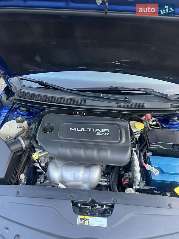 Седан Chrysler 200 2014 в Самаре