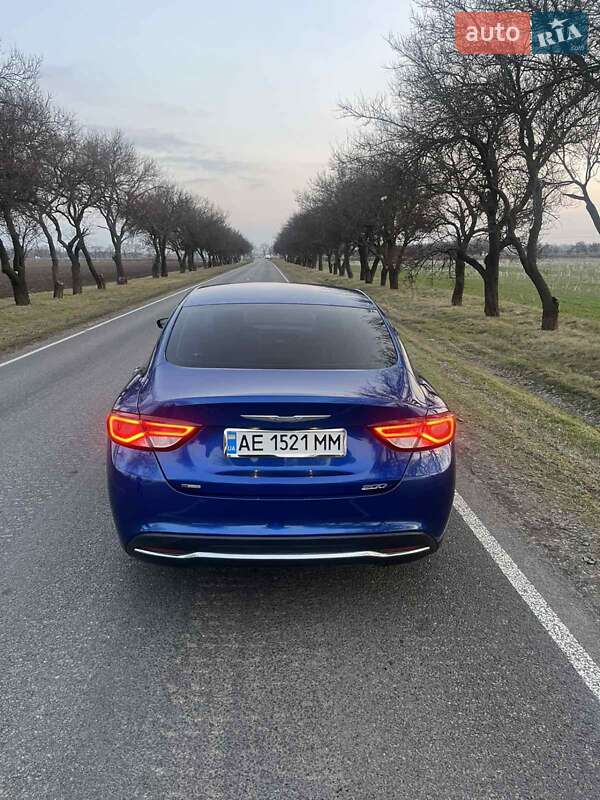 Седан Chrysler 200 2014 в Самаре