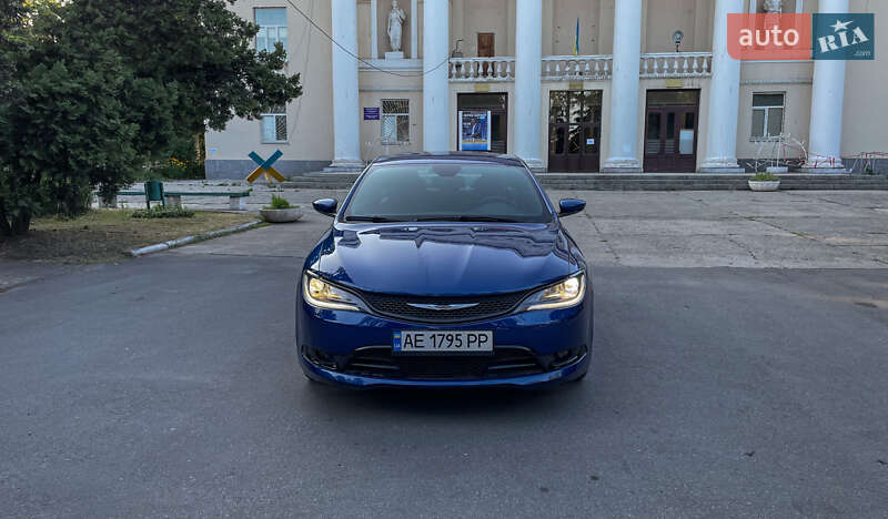 Седан Chrysler 200 2014 в Днепре