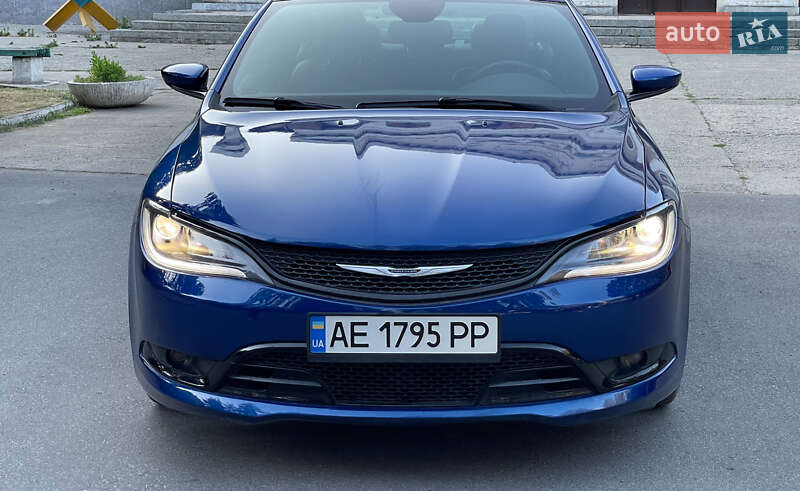 Седан Chrysler 200 2014 в Днепре
