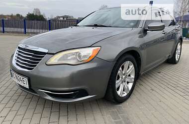 Седан Chrysler 200 2013 в Ковеле