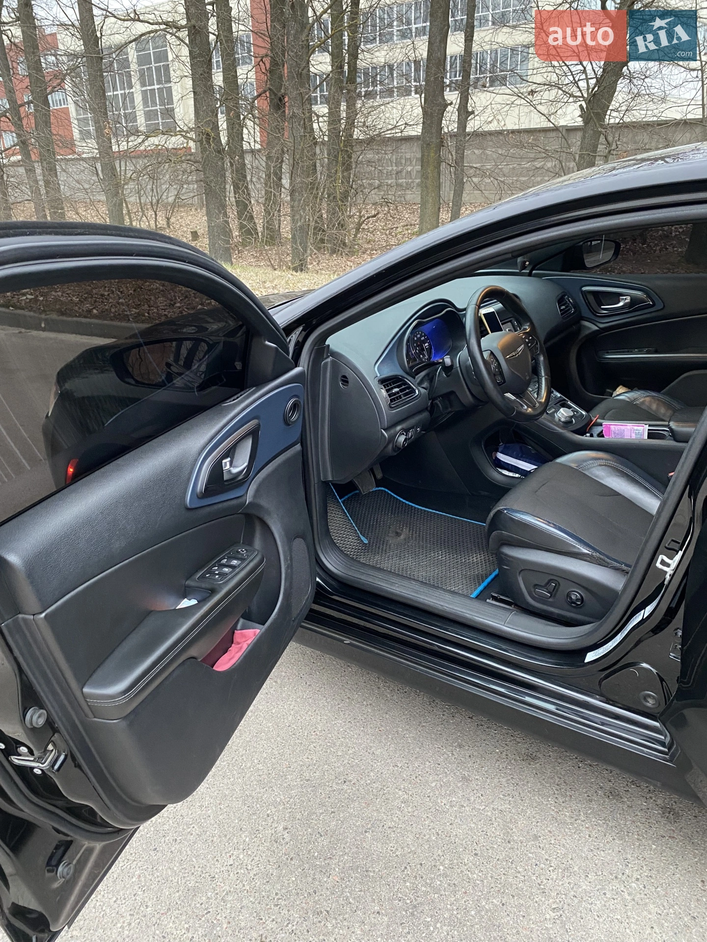 2015 Chrysler 200 - мініатюра 17