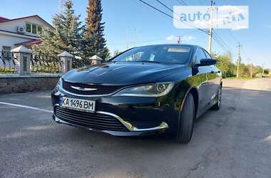 Седан Chrysler 200 2015 в Киеве