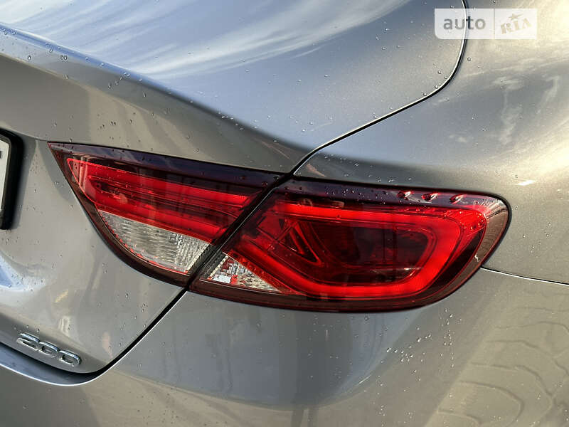 Седан Chrysler 200 2016 в Киеве