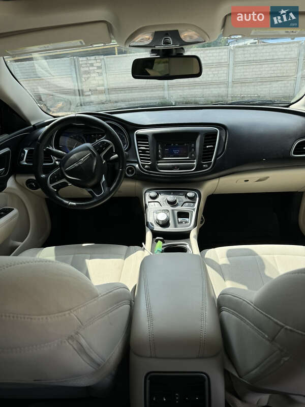 Седан Chrysler 200 2014 в Кривом Роге фото 7 Седан Chrysler 200 2014 в Кривом Роге