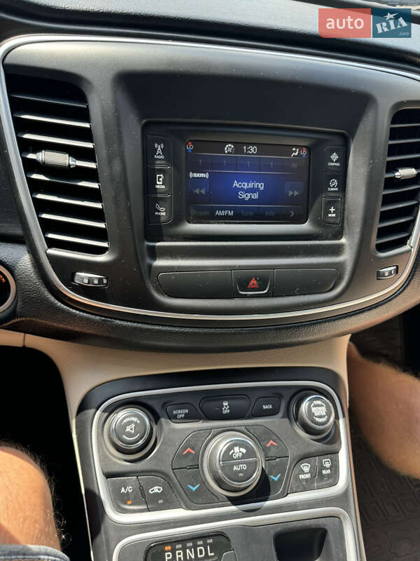 Седан Chrysler 200 2014 в Кривом Роге фото 10 Седан Chrysler 200 2014 в Кривом Роге