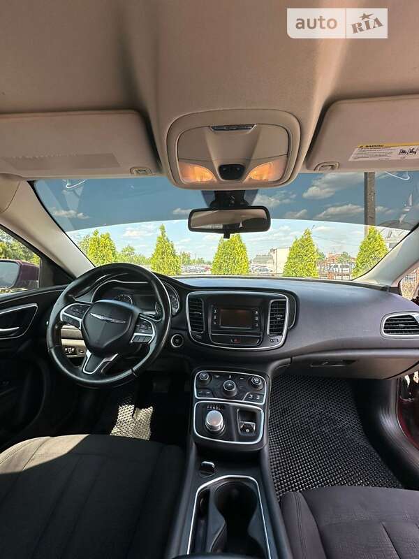 Седан Chrysler 200 2015 в Запорожье