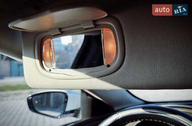 Седан Chrysler 200 2015 в 