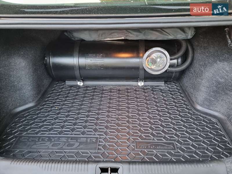 Седан Chrysler 200 2016 в Виннице фото 8 Седан Chrysler 200 2016 в Виннице