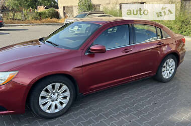 Седан Chrysler 200 2013 в Василькове