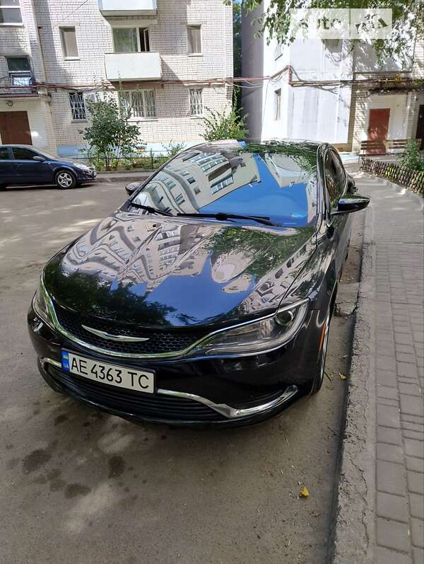 Седан Chrysler 200 2014 в Дніпрі