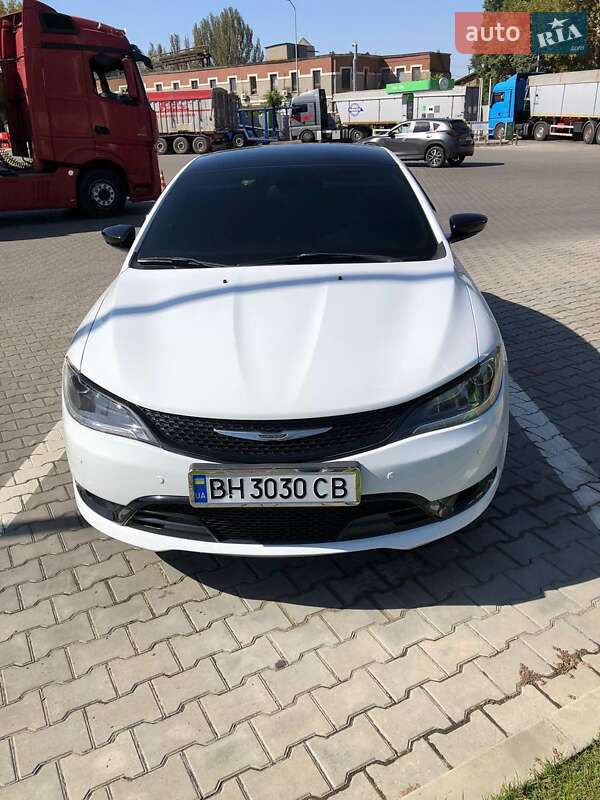 Седан Chrysler 200 2015 в Одессе