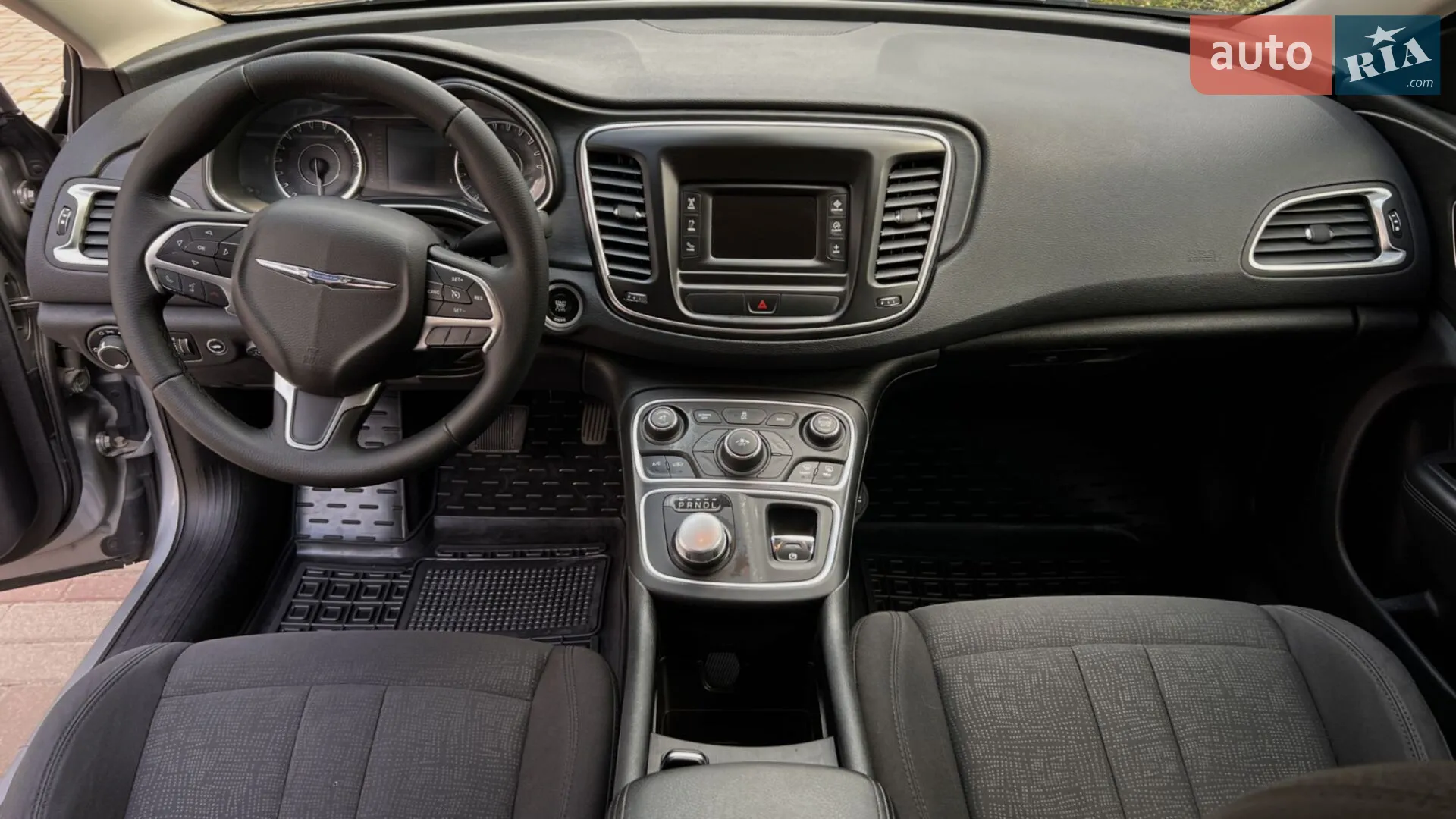 2015 Chrysler 200 - мініатюра 8