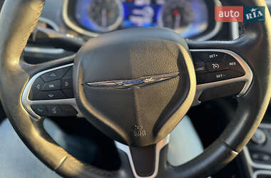 Седан Chrysler 200 2014 в Тернополе