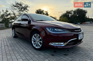 Седан Chrysler 200 2015 в 