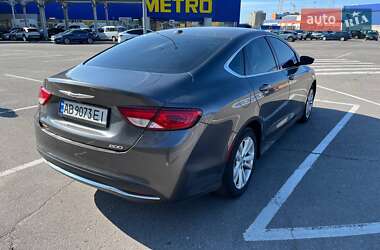 Седан Chrysler 200 2015 в Виннице