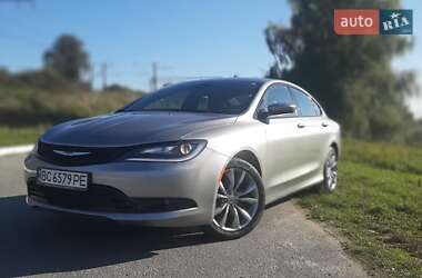 Седан Chrysler 200 2015 в Зборові