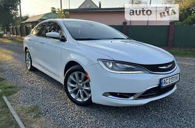 Седан Chrysler 200 2014 в Луцке