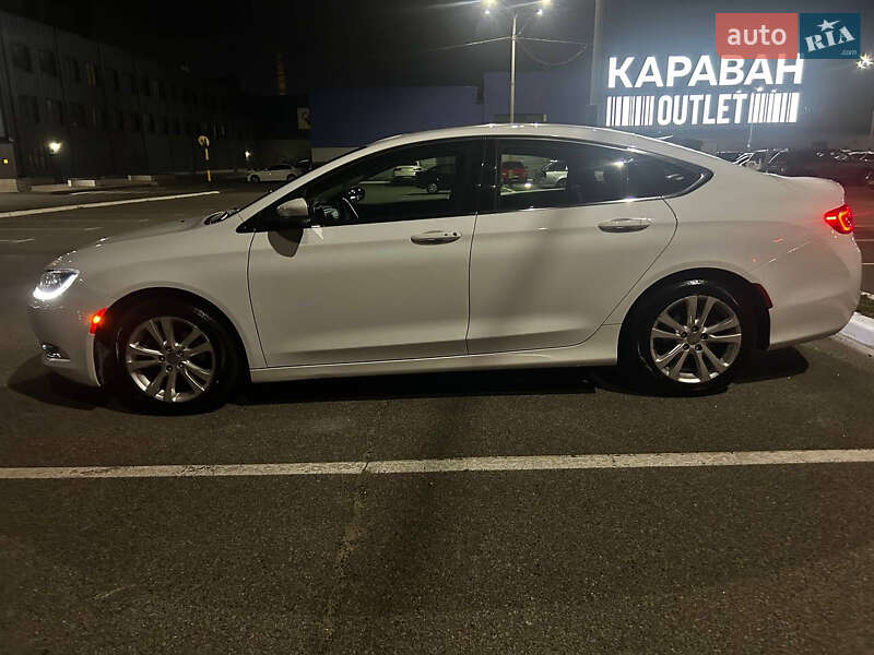 Седан Chrysler 200 2014 в Киеве фото 35 Седан Chrysler 200 2014 в Киеве