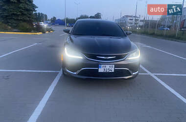 Седан Chrysler 200 2015 в 