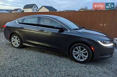 Седан Chrysler 200 2015 в 