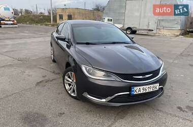 Седан Chrysler 200 2014 в Киеве