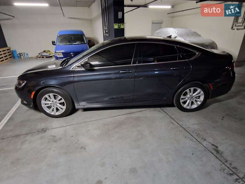 Седан Chrysler 200 2016 в Одессе