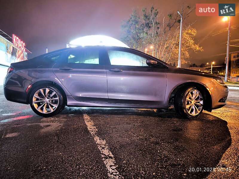 Седан Chrysler 200 2015 в Харькове