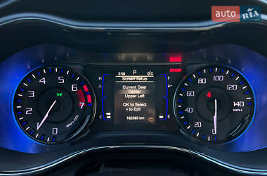 Седан Chrysler 200 2015 в 