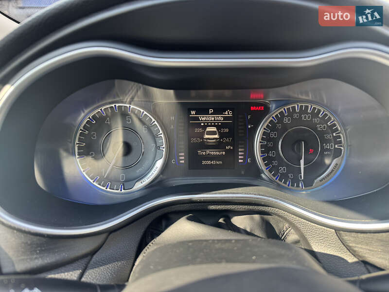Седан Chrysler 200 2015 в Хусте фото 10 Седан Chrysler 200 2015 в Хусте