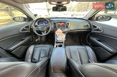 Седан Chrysler 200 2014 в 