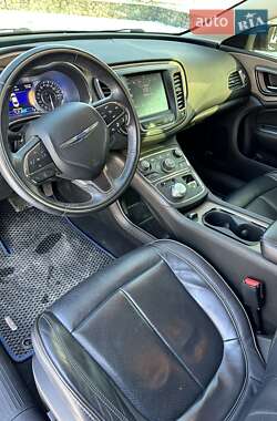 Седан Chrysler 200 2014 в 
