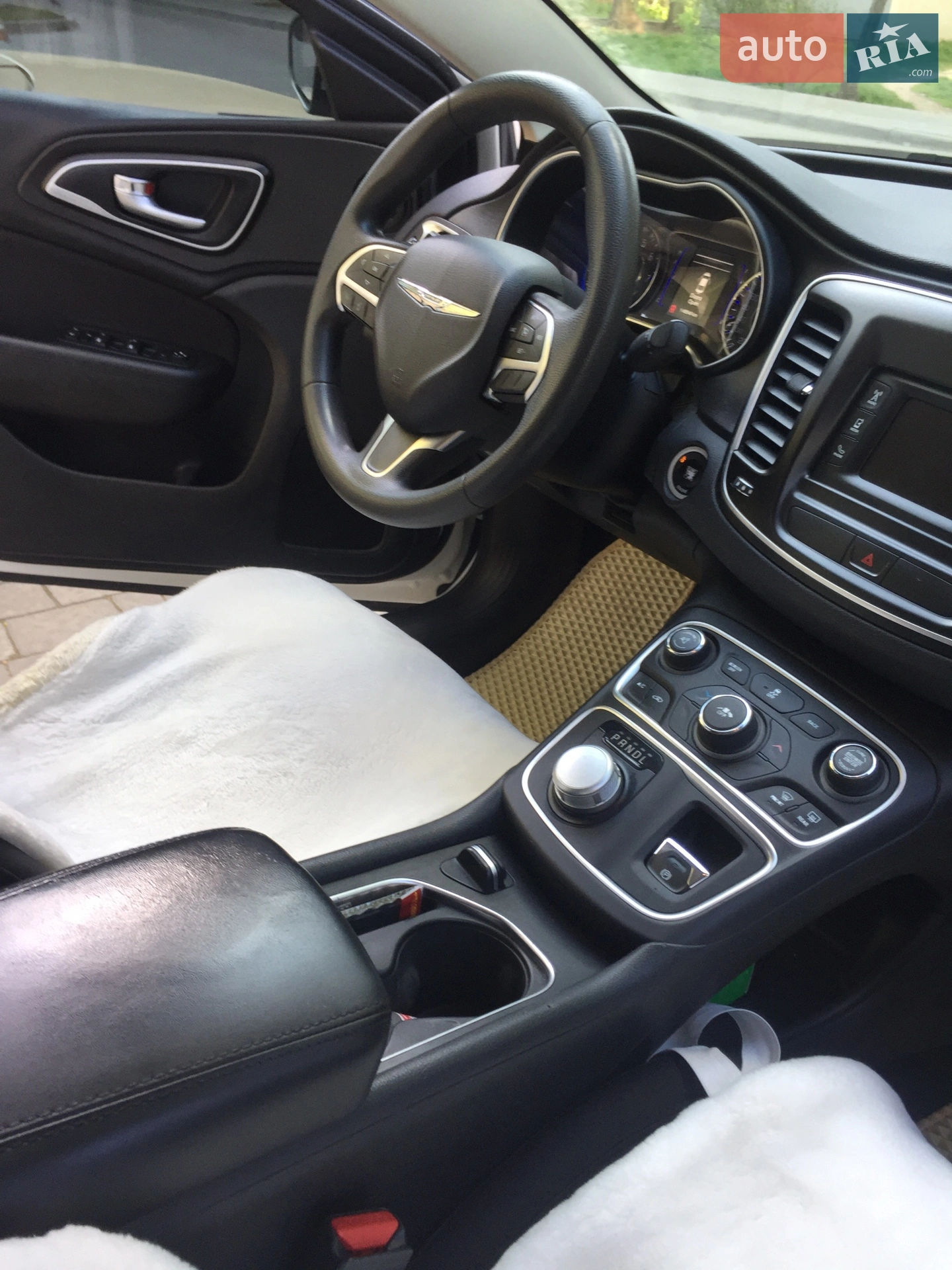 2015 Chrysler 200 - мініатюра 8